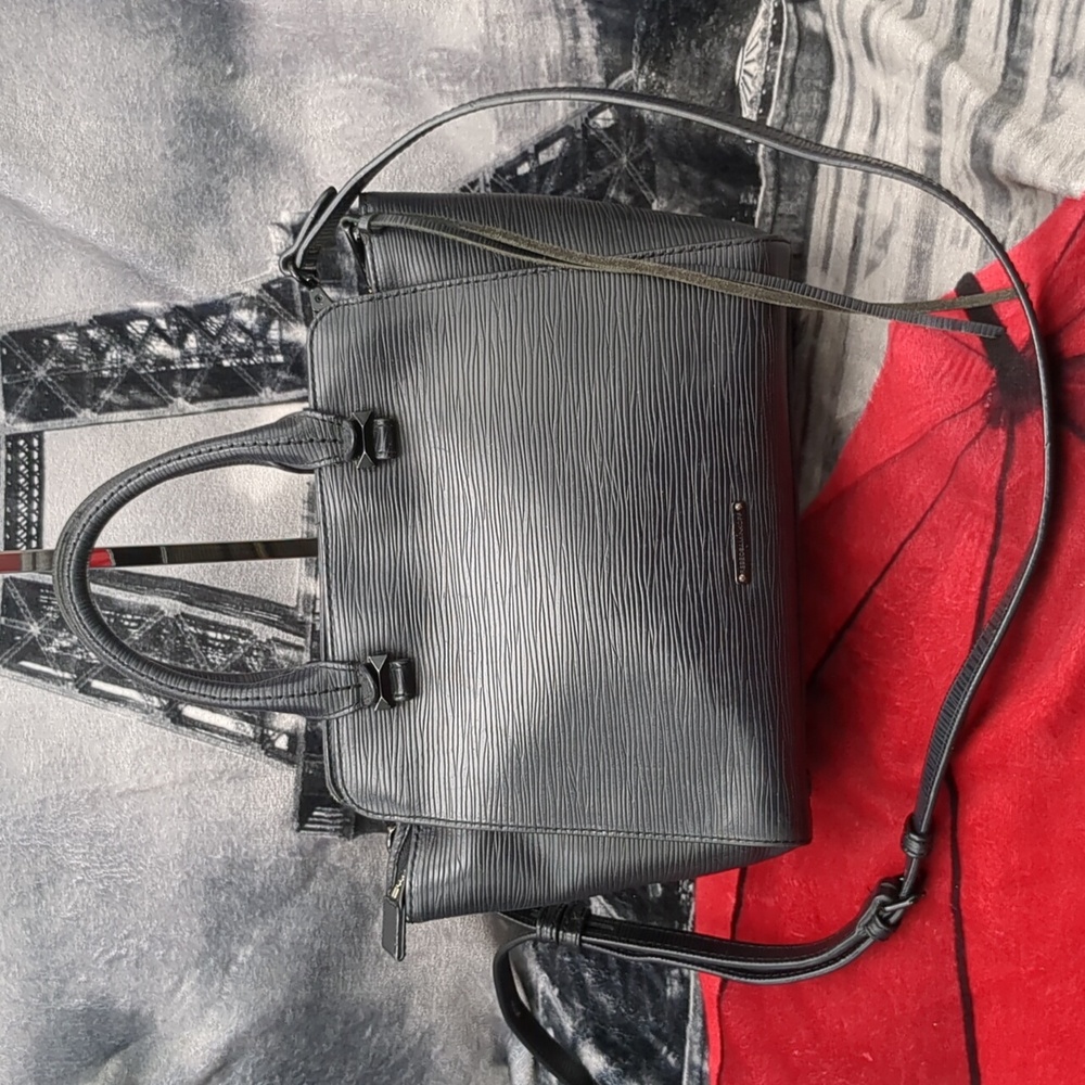 Rebecca Minkoff Avery crossbody - Picture 1 of 16